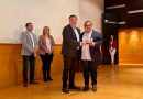 La Asociación de Familiares y Enfermos de Párkinson de Cuenca premia a la Asociación de la Prensa